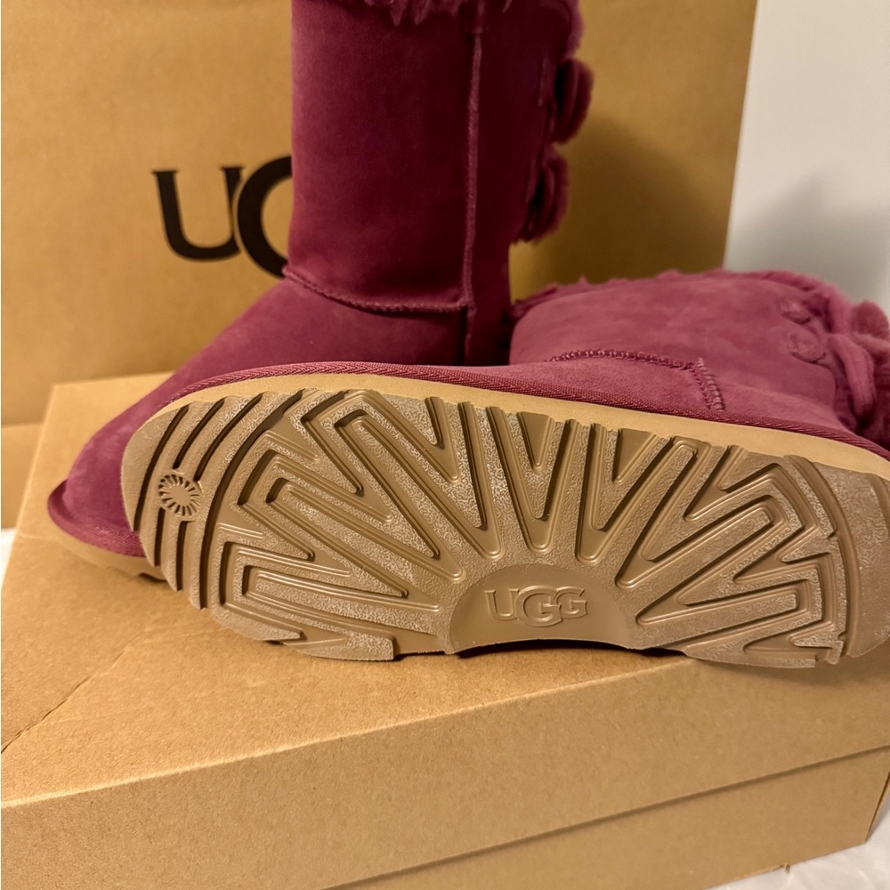 New Women’s Pink Ugg K Bailey Bow Boots Magenta Size 6 - Picture 3 of 5